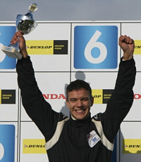Dennis Lind vinder DM I Formel Ford 2009.